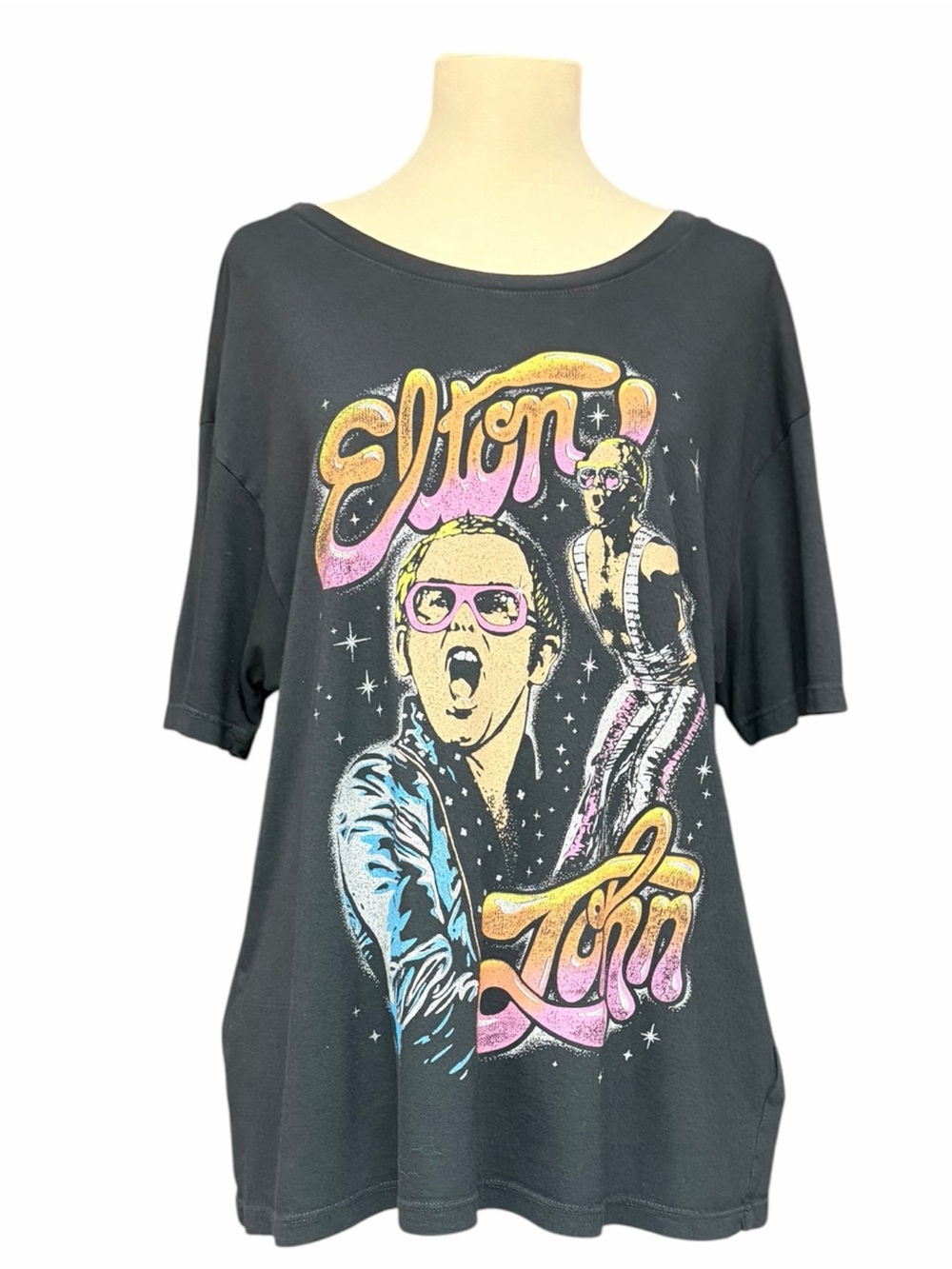 Daydreamer Elton John Graphic Tee with Pastel Print, Dark Gray, Size Small - Picture 3 of 10